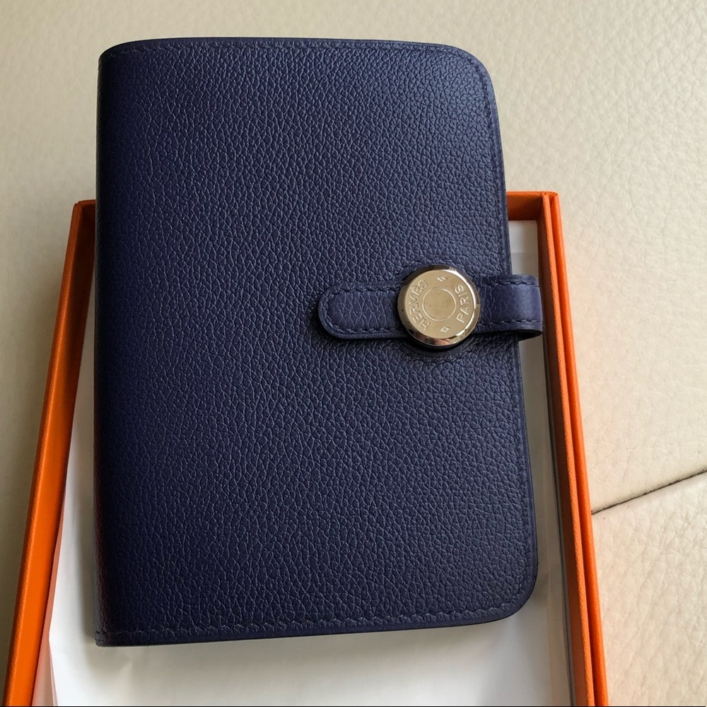 Dogon compact wallet in blue encre